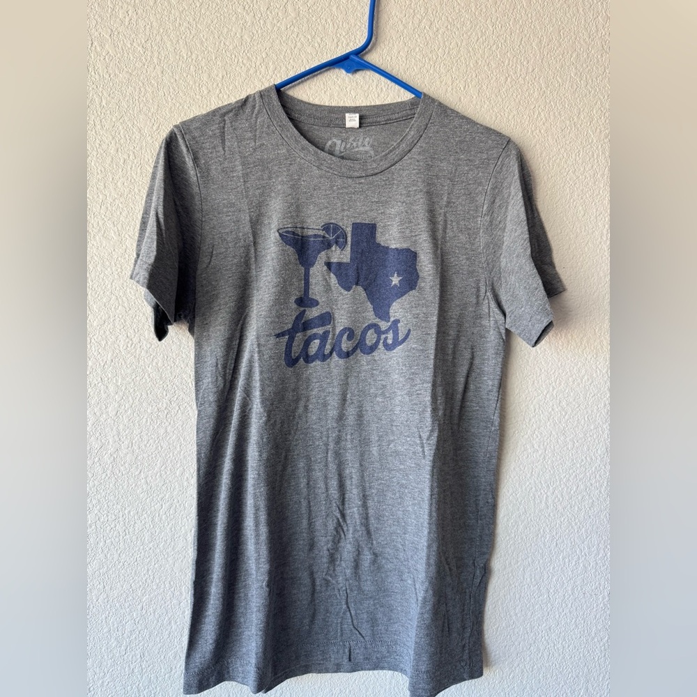 Women’s Gusto Graphic Print T-Shirt Gray Blue Size Small Margaritas TEXAS Tacos - Picture 9 of 9